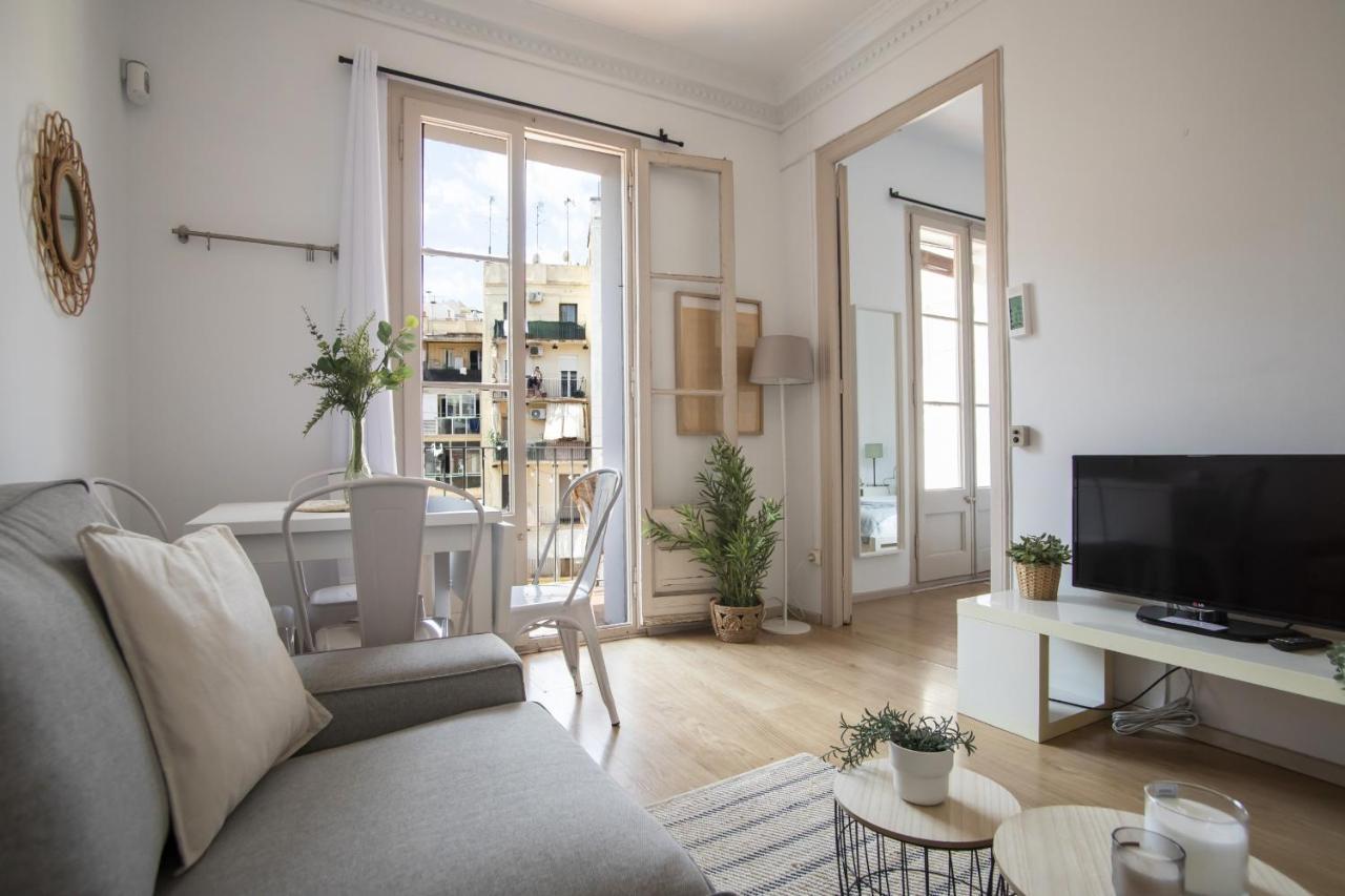 32Par1009 - Big And Spacious Apartment Downtown Barcelona Buitenkant foto