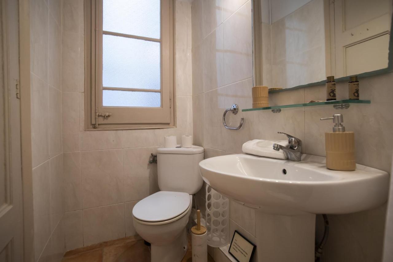 32Par1009 - Big And Spacious Apartment Downtown Barcelona Buitenkant foto