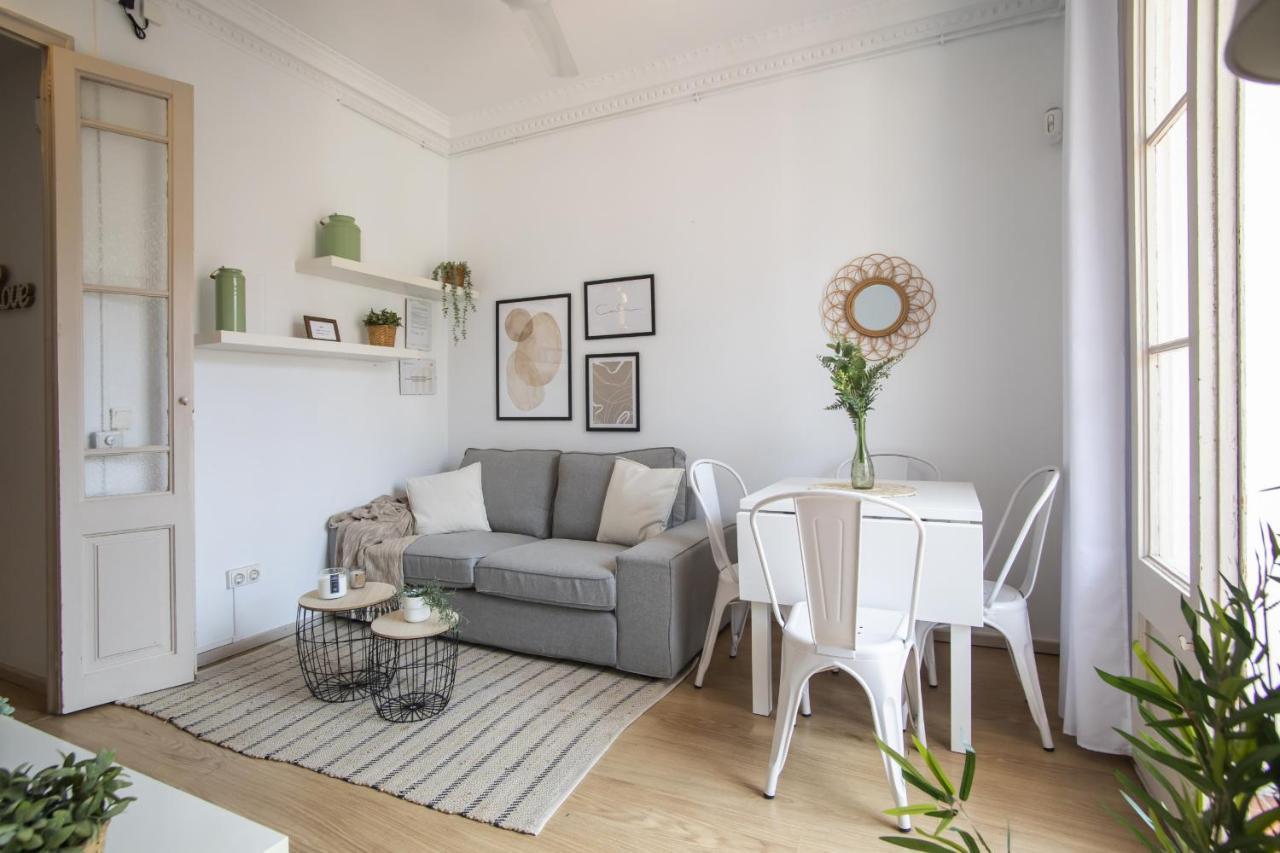 32Par1009 - Big And Spacious Apartment Downtown Barcelona Buitenkant foto
