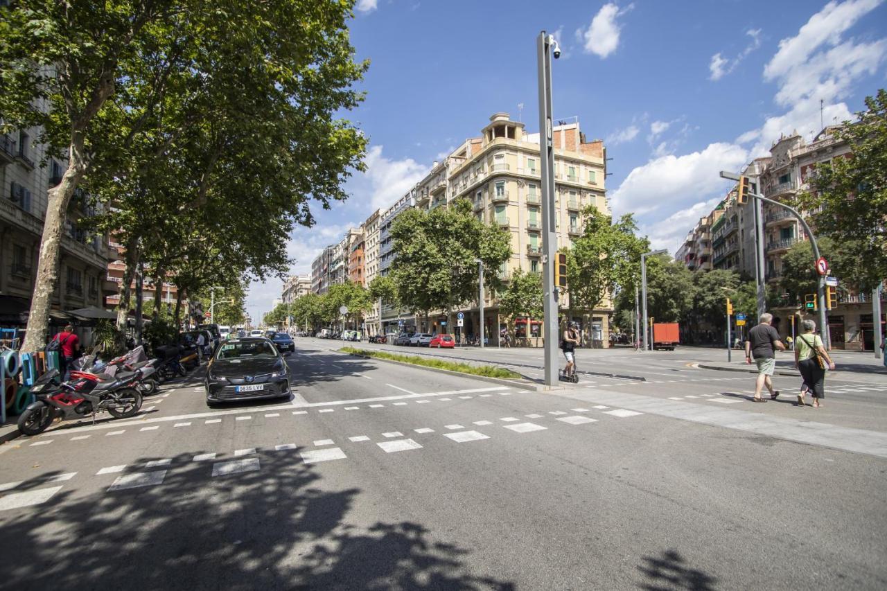 32Par1009 - Big And Spacious Apartment Downtown Barcelona Buitenkant foto